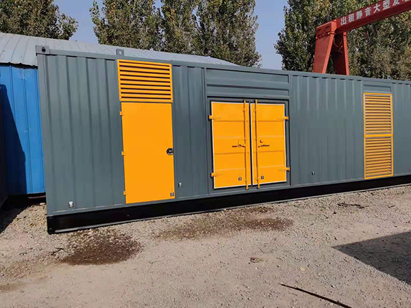 雷鸣镇300kw 柴油发电机组用多大的空气开关？