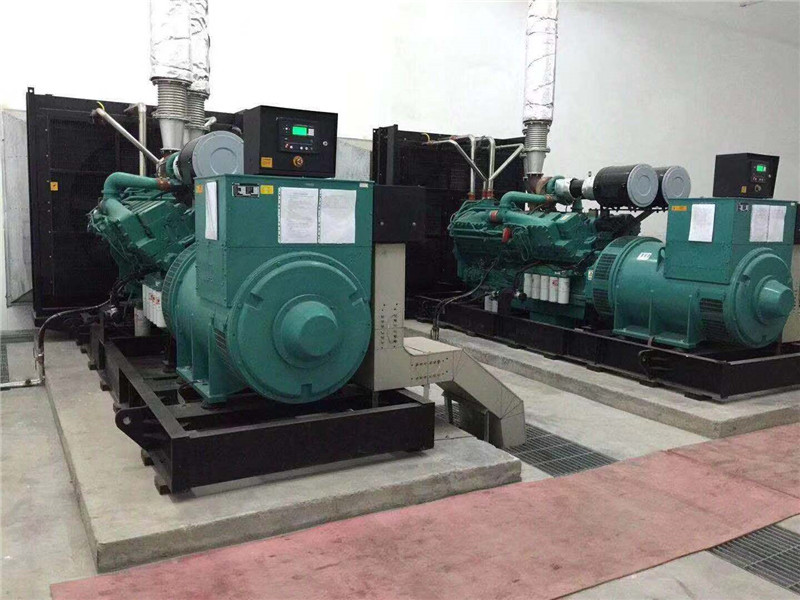雷鸣镇柴油发电机组冬季寒冷地区使用需注意哪些事项？